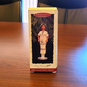 Hallmark Dolls of the World Native American Barbie ornament 1996, in box.